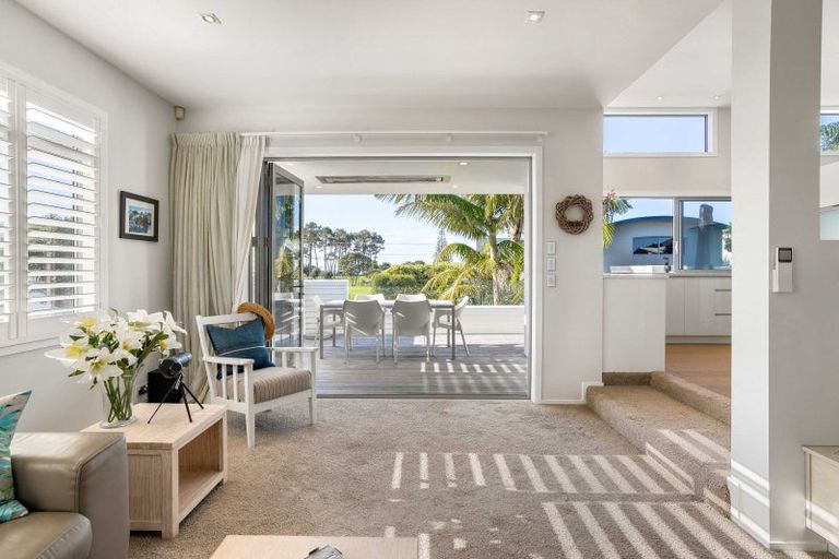Photo of property in 517b Ocean Road, Whangamata, 3620