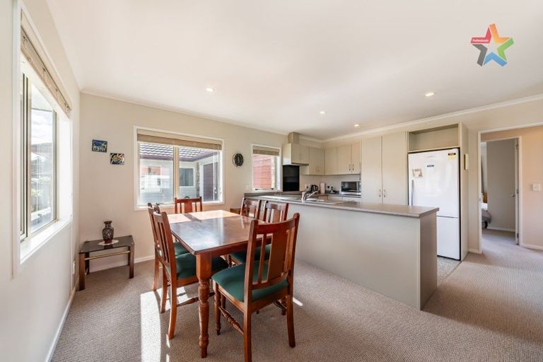 Photo of property in 37 Woodland Mews, Wainuiomata, Lower Hutt, 5014