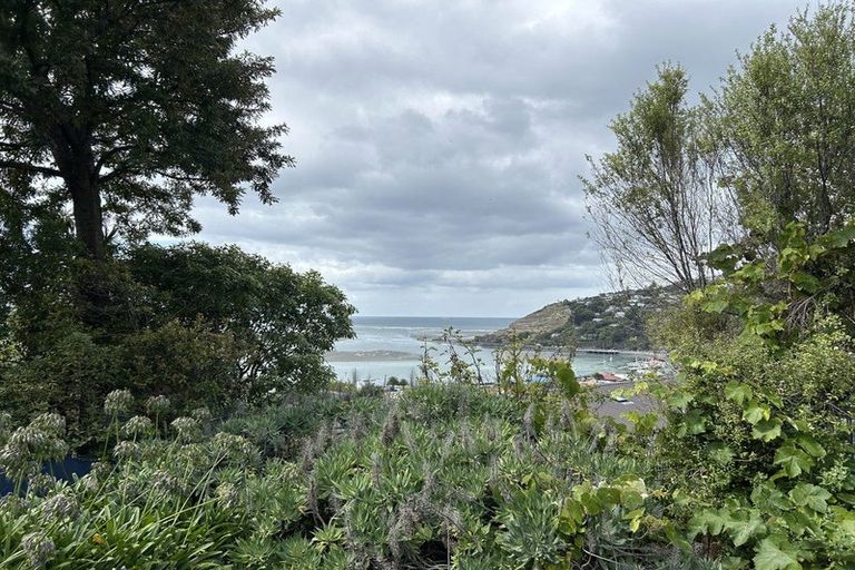 Photo of property in 49 Moncks Spur Road, Redcliffs, Christchurch, 8081