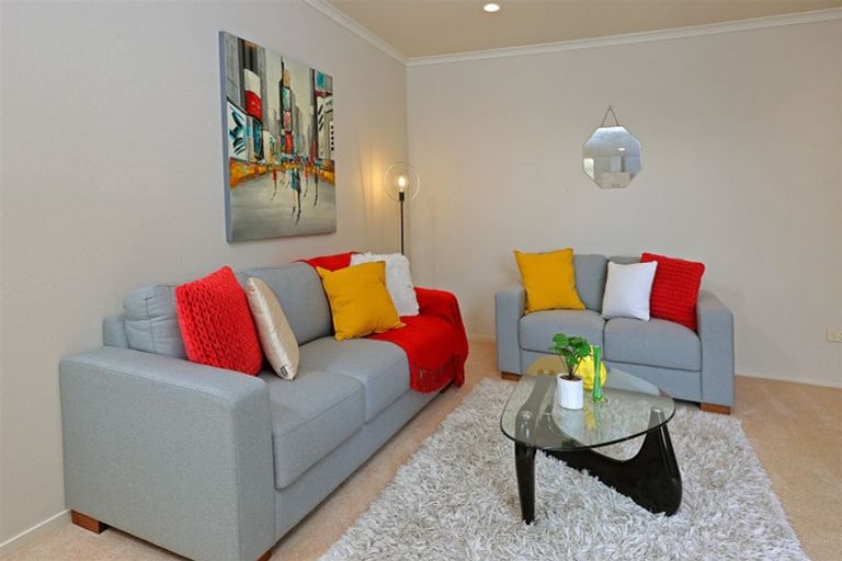 Photo of property in 3 Somerton Rise, Henderson, Auckland, 0612