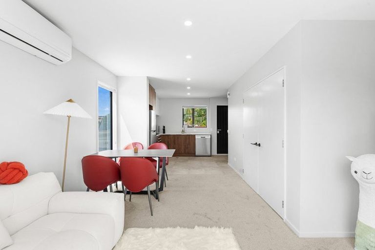 Photo of property in 2/61 Farrington Avenue, Bishopdale, Christchurch, 8053