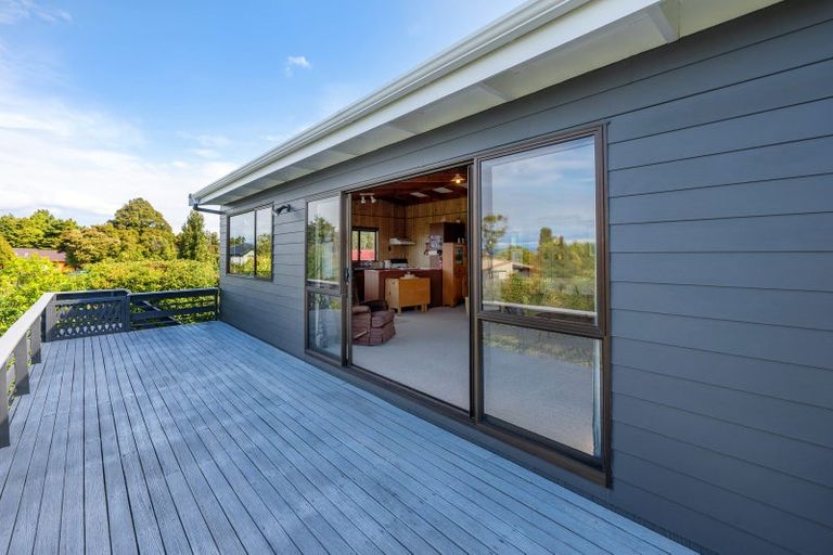 Photo of property in 27 Kaiuru Avenue, Pukawa Bay, Turangi, 3381