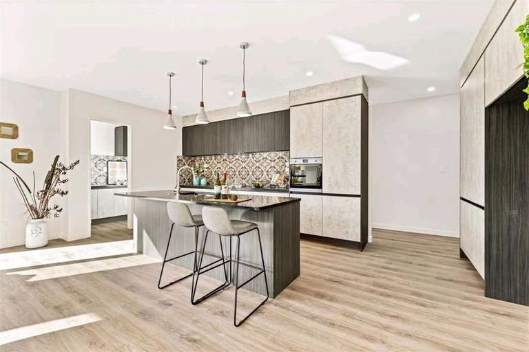 Photo of property in 13 Cutfield Lane, Kumeu, 0810