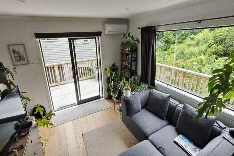 Photo of property in 8 Silverstream Road, Crofton Downs, Wellington, 6035