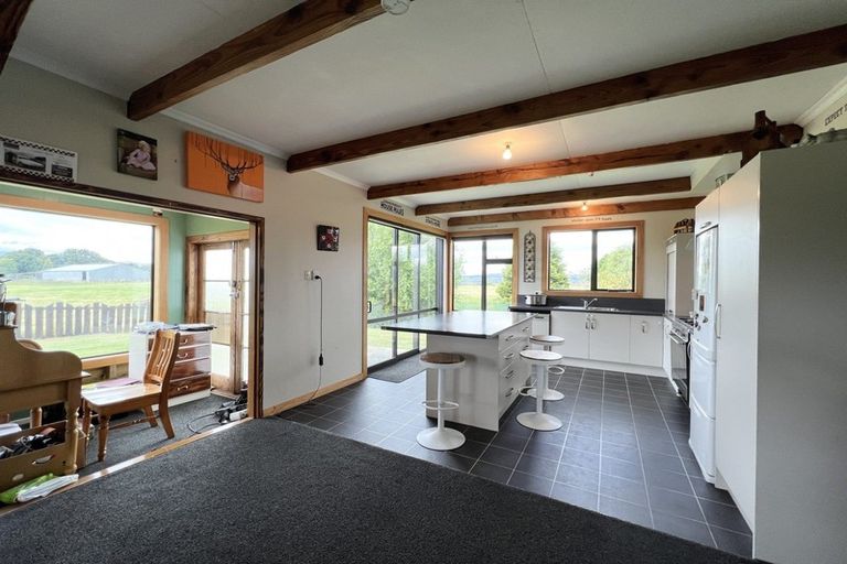 Photo of property in 231 Lillburn Monowai Road, Dean, Tuatapere, 9691