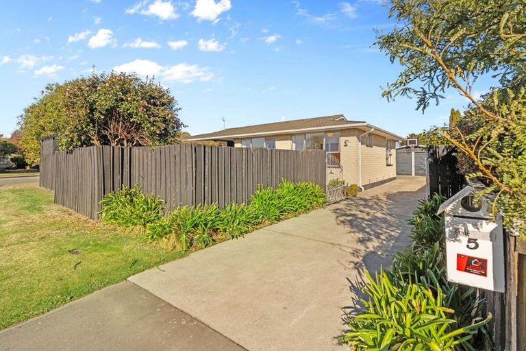 Photo of property in 5 Patterson Terrace, Halswell, Christchurch, 8025