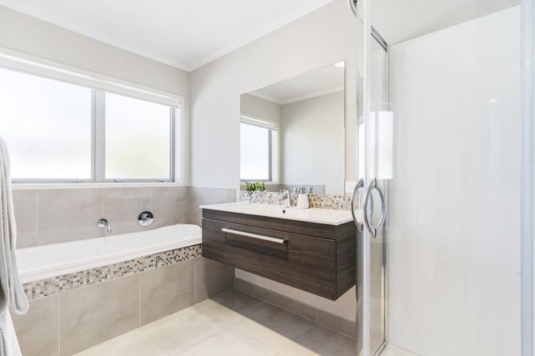 Photo of property in 38a Gibraltar Street, Howick, Auckland, 2014