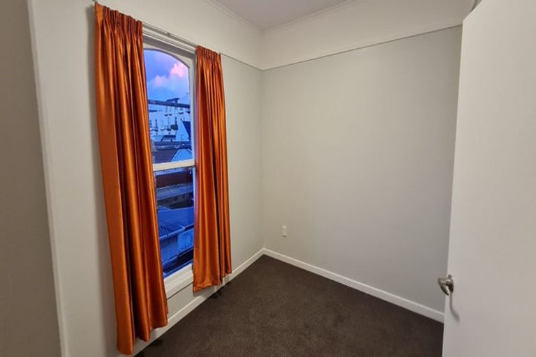 Photo of property in 9 Lipman Street, Mount Victoria, Wellington, 6011