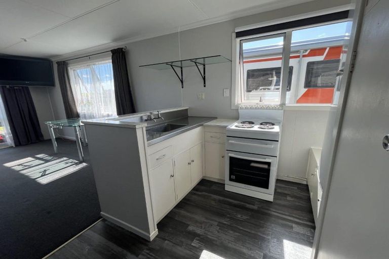 Photo of property in 42a Cutfield Street, Inglewood, 4330