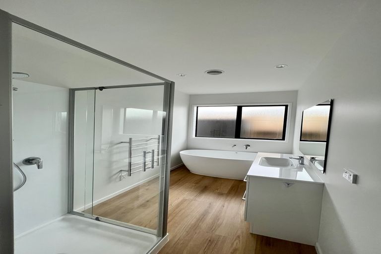 Photo of property in 114b Victoria Street West, Pukekohe, 2120