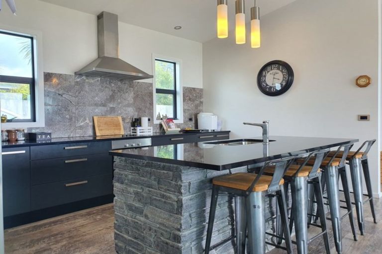 Photo of property in 9 Warburton Street, Karoro, Greymouth, 7805