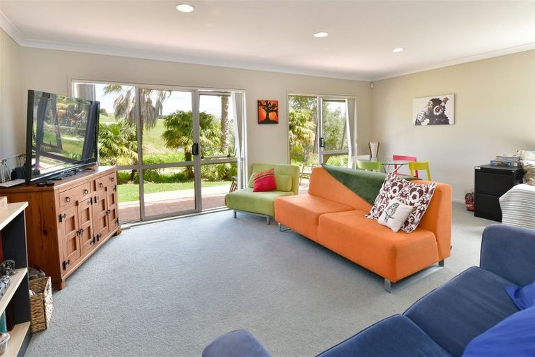 Photo of property in Santa Rosa, 28/340 Gulf Harbour Drive, Gulf Harbour, Whangaparaoa, 0930