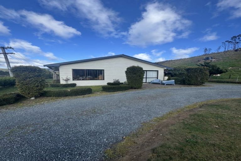 Photo of property in 1140 Blue Mountains Road, Blue Mountains, Upper Hutt, 5371