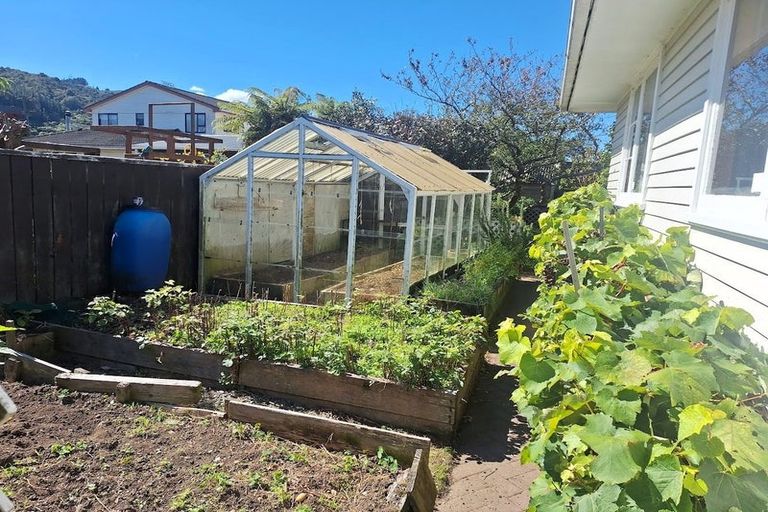 Photo of property in 18 Craig Grove, Elderslea, Upper Hutt, 5018