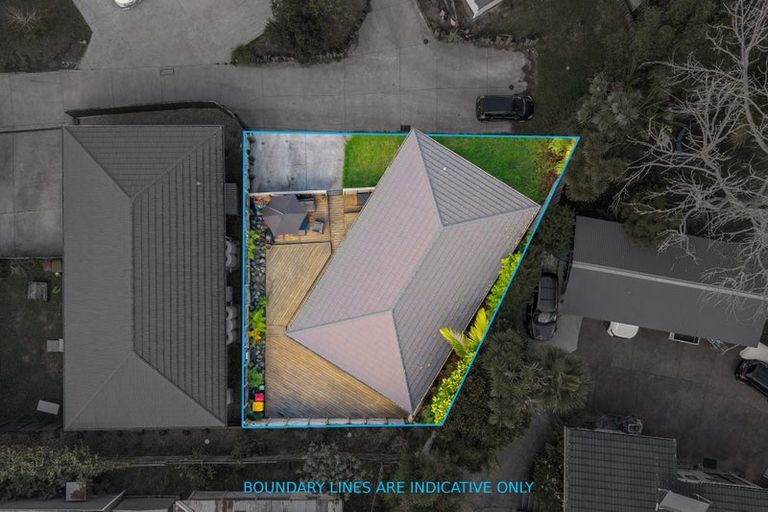 Photo of property in 5b Nielsen Place, Massey, Auckland, 0614