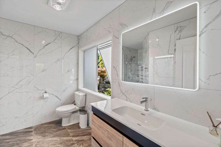 Photo of property in 3 Omana Avenue, Shelly Beach, Helensville, 0874