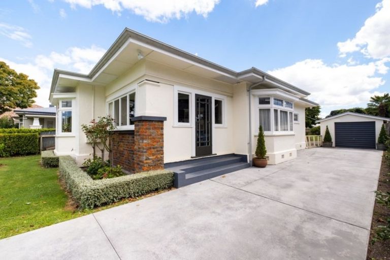 Photo of property in 405 Pepper Street, Saint Leonards, Hastings, 4120