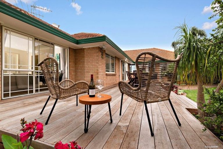 Photo of property in 7 Yarlside Place, Northpark, Auckland, 2013