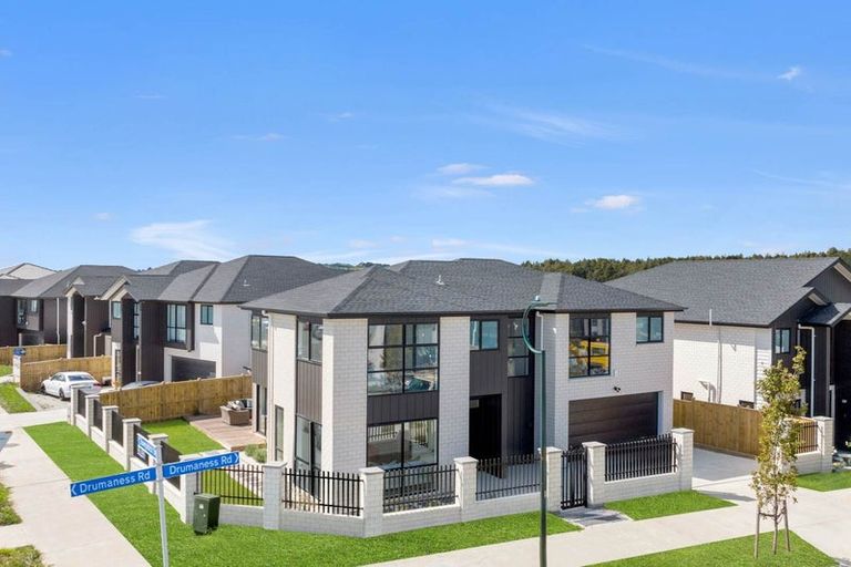 Photo of property in 15 Drumaness Road, Flat Bush, Auckland, 2019