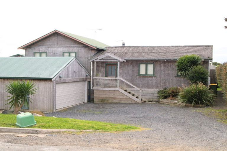 Photo of property in 82 First View Avenue, Beachlands, Auckland, 2018