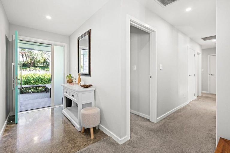 Photo of property in 8 Rochfort Road, Havelock North, 4130