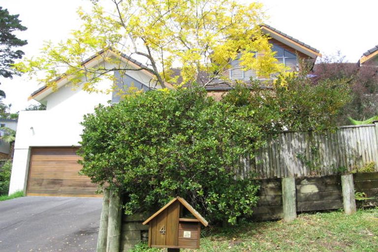 Photo of property in 5 Tree Fern Trail, Campbells Bay, Auckland, 0630