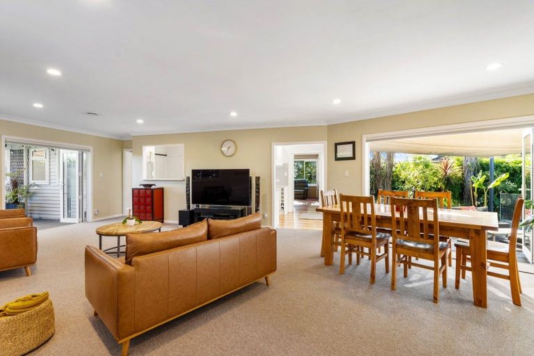 Photo of property in 57a Church Road, Taradale, Napier, 4112