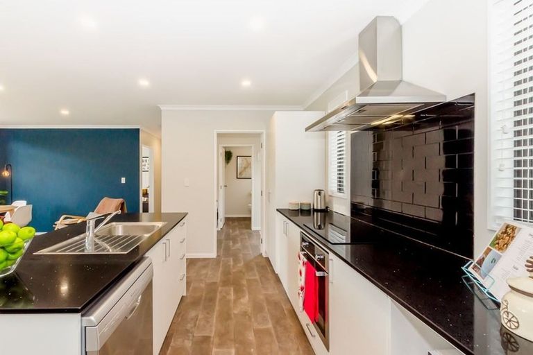 Photo of property in 103 Greenhill Road, Waikanae, 5391