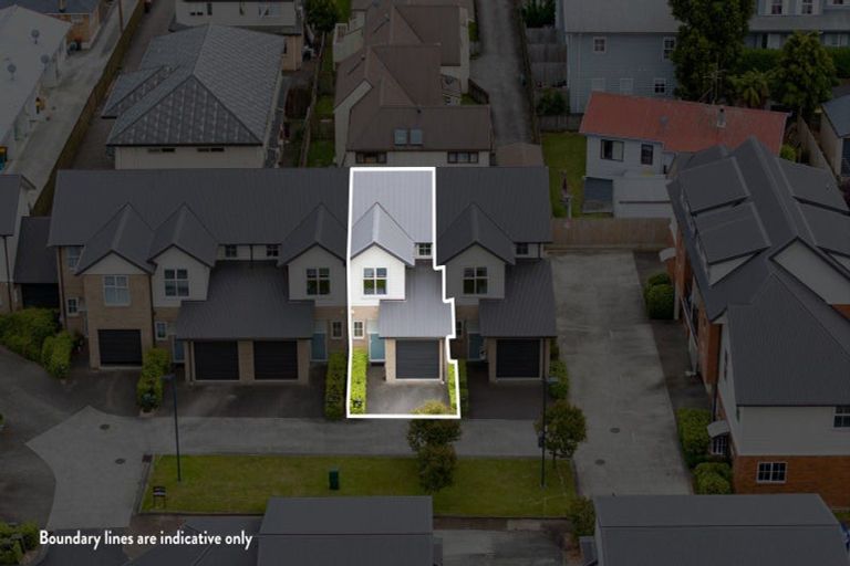 Photo of property in 77 Chiefs Court, Hamilton East, Hamilton, 3216