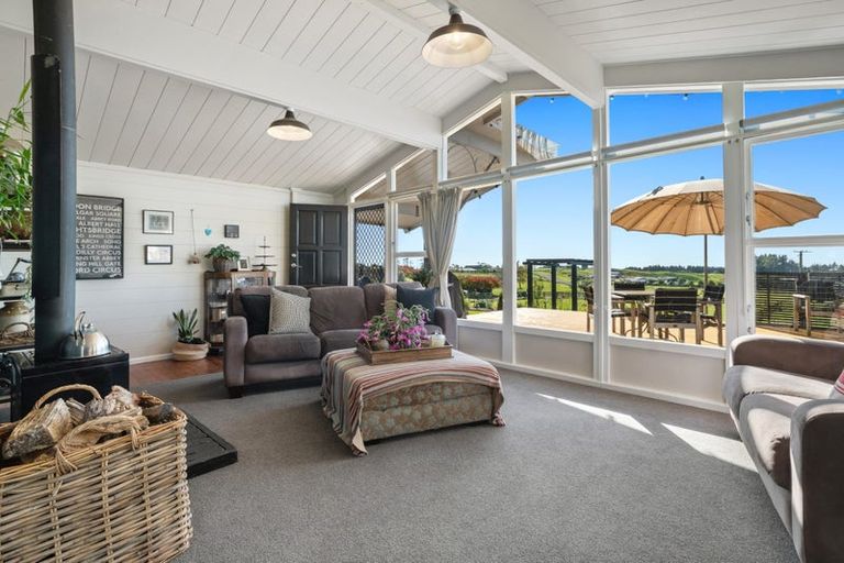 Photo of property in 12 Taumata Road, Pyes Pa, Tauranga, 3173