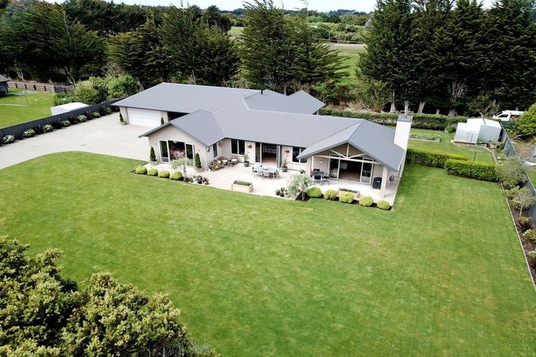 Photo of property in 47 Matua Grove, Otatara, Invercargill, 9879