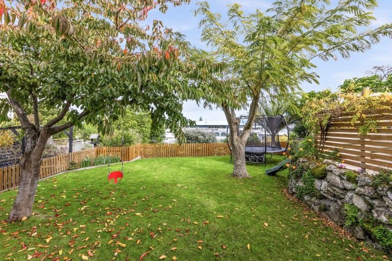 Photo of property in 3 Cobden Lane, Bluff Hill, Napier, 4110