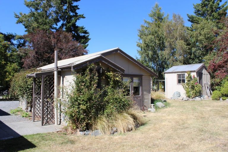 Photo of property in 5 Pioneer Drive, Lake Tekapo, 7999