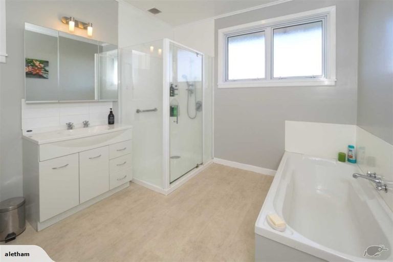 Photo of property in 76 Middle Road, Allenton, Ashburton, 7700