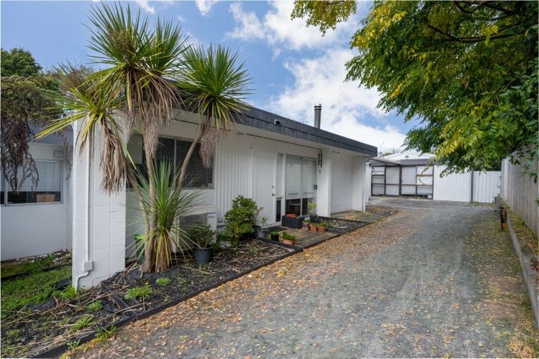 Photo of property in 2/8 Wilbur Place, Pakuranga Heights, Auckland, 2010