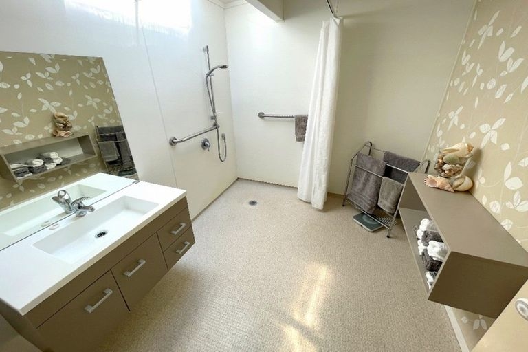 Photo of property in 117a Pipi Road, Whangamata, 3620