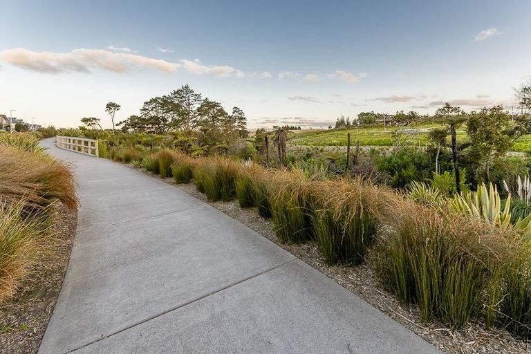 Photo of property in 1 Flounder Road, Hobsonville, Auckland, 0616