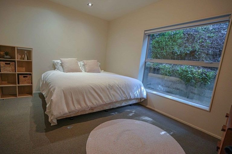 Photo of property in 9/2 Onslow Road, Khandallah, Wellington, 6035