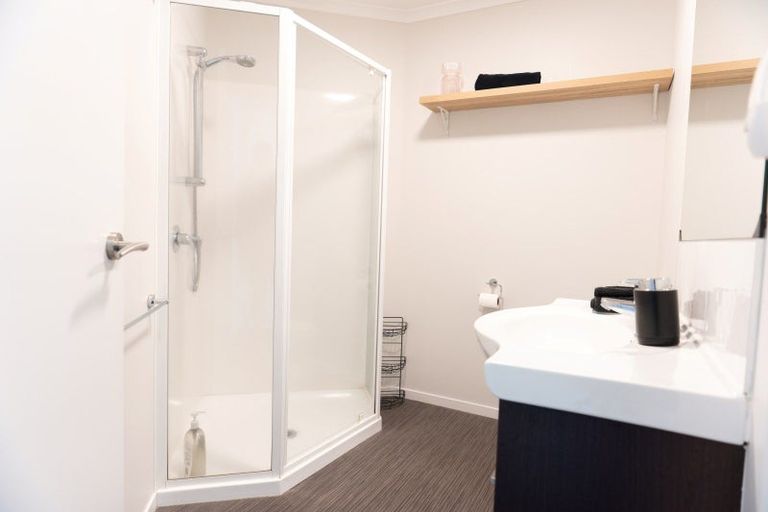 Photo of property in 18c Kelvin Place, Hamilton East, Hamilton, 3216