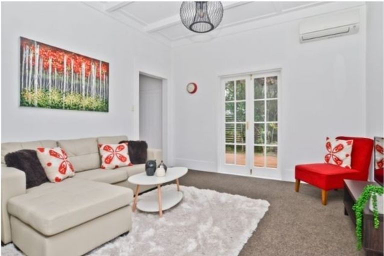 Photo of property in 11 Bettina Road, Fairfield, Hamilton, 3214