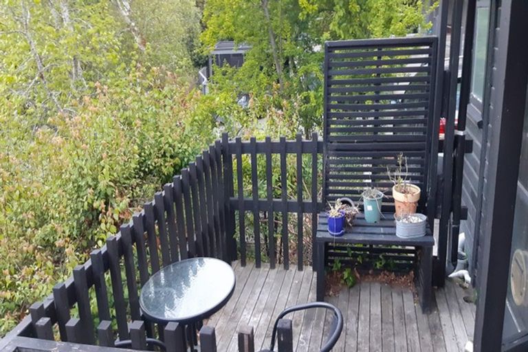 Photo of property in 48 Landsdowne Terrace, Cashmere, Christchurch, 8022