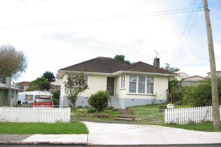 Photo of property in 5 Velvet Crescent, Otara, Auckland, 2023