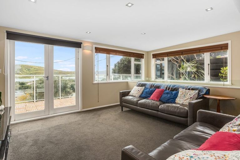Photo of property in 28 Paremata Crescent, Paremata, Porirua, 5024