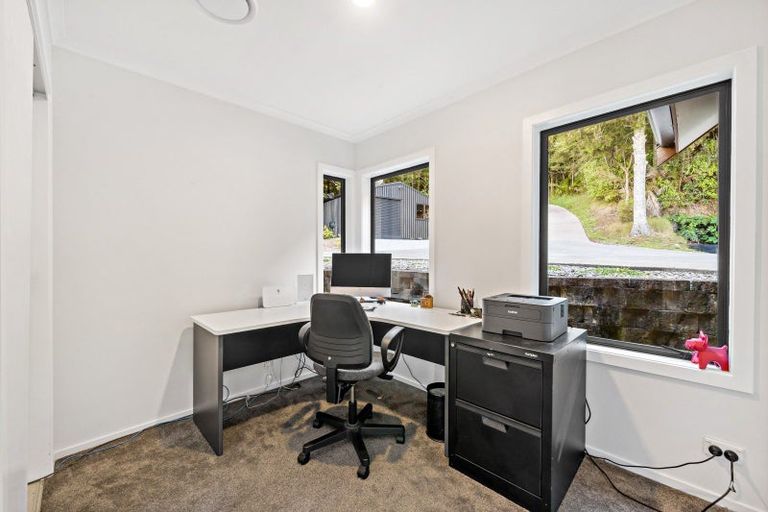 Photo of property in 260 Wairere Road, Waitakere, Henderson, 0782