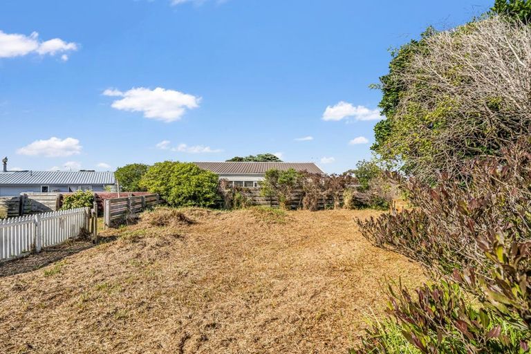 Photo of property in 65 Hinau Street, Castlecliff, Whanganui, 4501