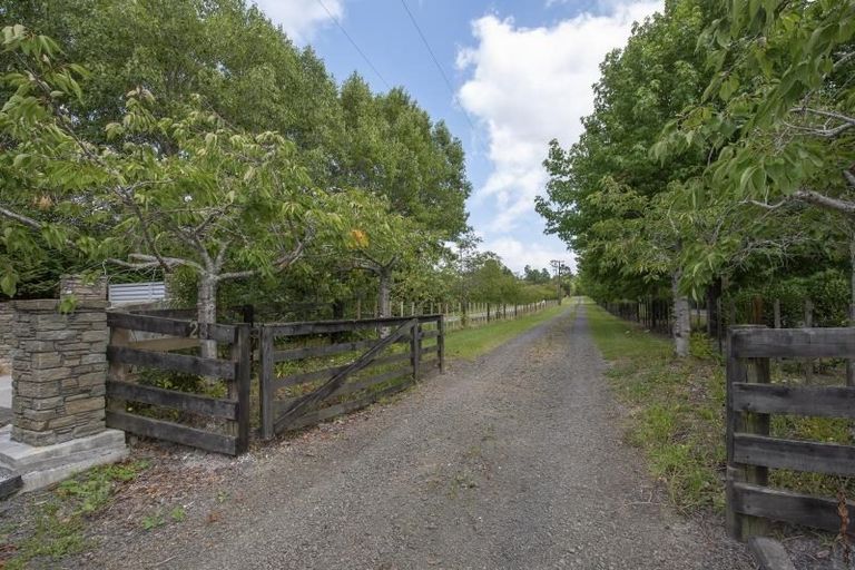 Photo of property in 28 Mahoenui Valley Road, Coatesville, Albany, 0793