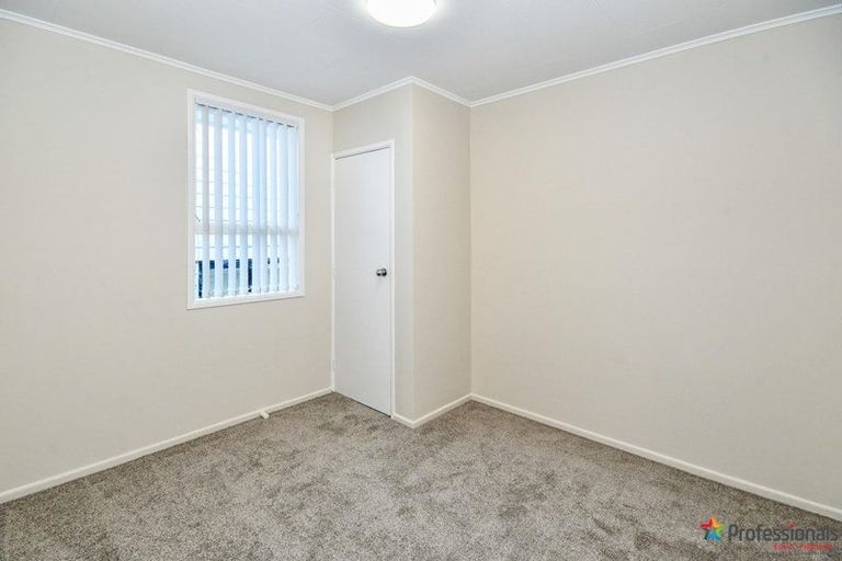 Photo of property in 11 Gardiner Grove, Mangere East, Auckland, 2024