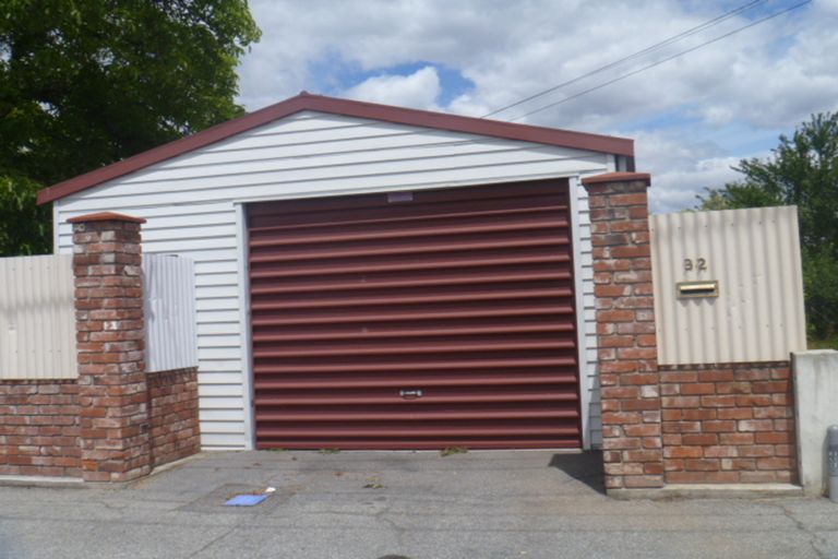 Photo of property in 32 Station Street, Alexandra, 9320