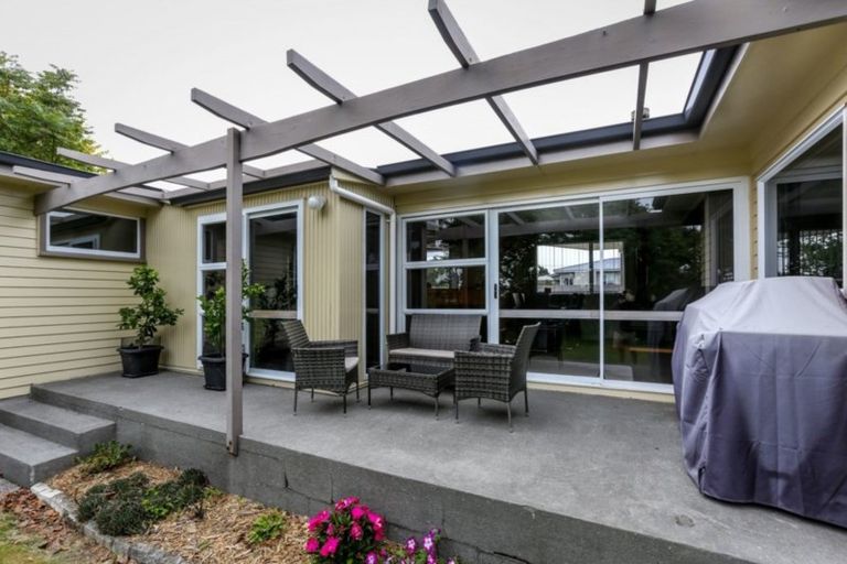 Photo of property in 172 Richmond Road, Lepperton, New Plymouth, 4373