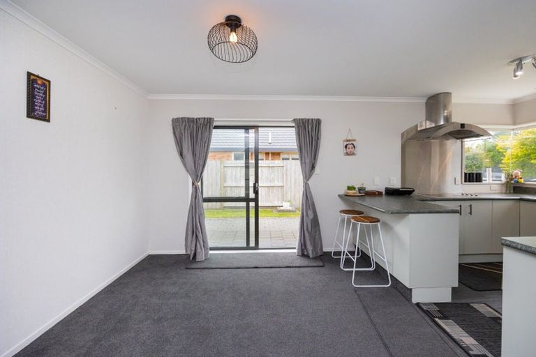 Photo of property in 10 Parnell Heights Drive, Kelvin Grove, Palmerston North, 4414